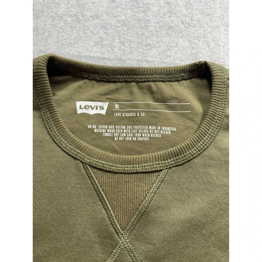 Levi Strauss Mens XXL‎ Olive Green Gold Metallic Graphic Fleece Sweatshirt NWT